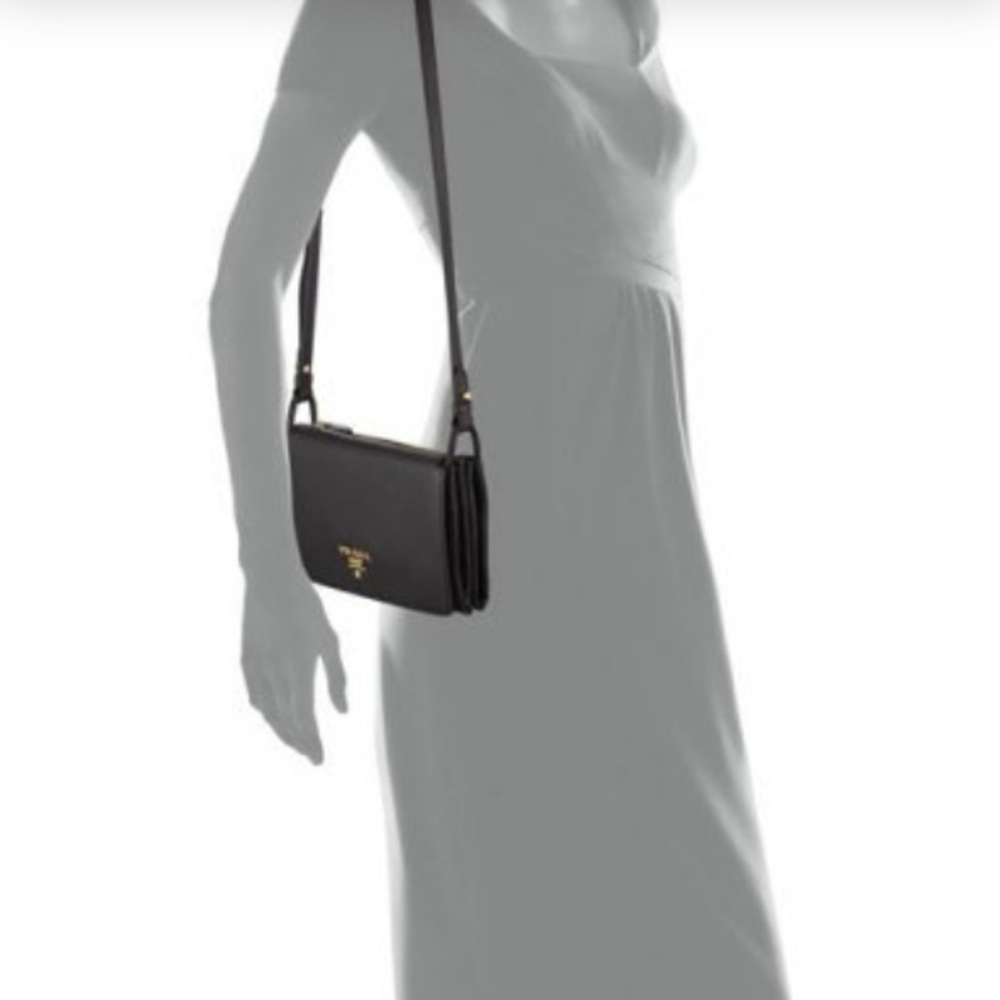 PRADA Daino Crossbody Bag - Picture 3 of 7